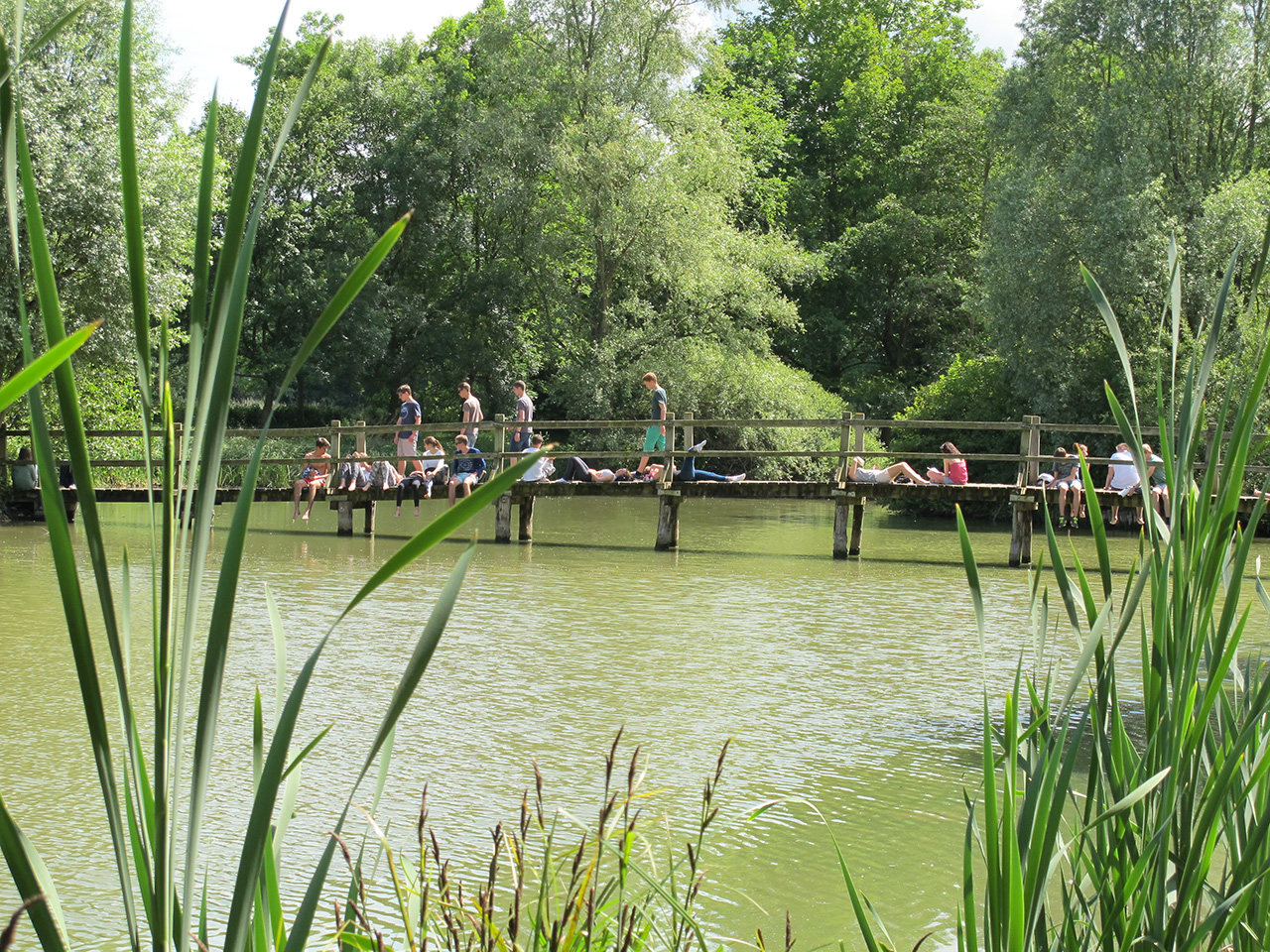 32 ...unten am See
